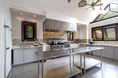 Luxury Villa Photo #25