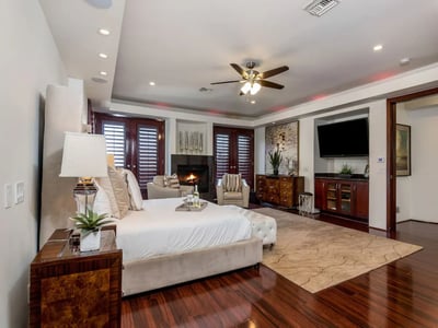 Luxury Villa Photo #35