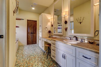 Luxury Villa Photo #43