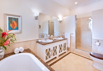 Luxury Villa Photo #8