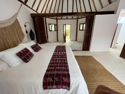 Luxury Villa Photo #28