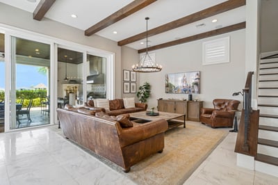 Luxury Villa Photo #28