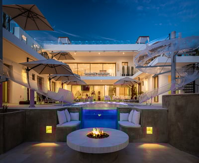 Luxury Villa Photo #15