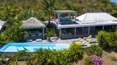Luxury Villa Photo #3
