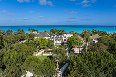 Luxury Villa Photo #5