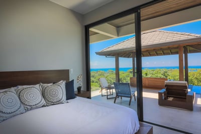 Luxury Villa Photo #43