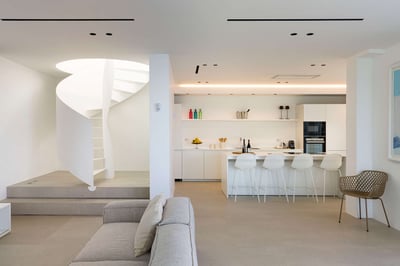 Luxury Villa Photo #24