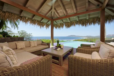 Luxury Villa Photo #3