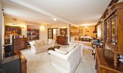 Luxury Villa Photo #37