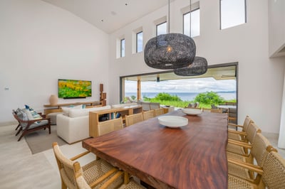 Luxury Villa Photo #18