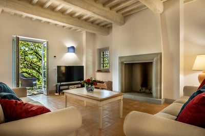 Luxury Villa Photo #9