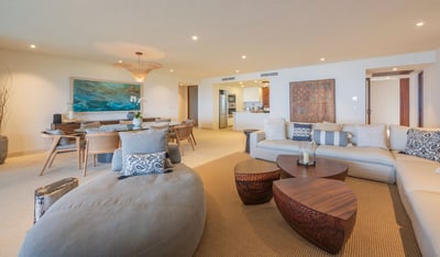 Luxury Villa Photo #5