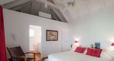 Luxury Villa Photo #9