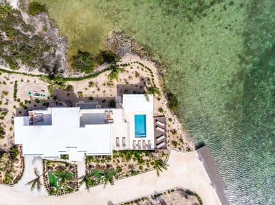 Luxury Villa Photo #5