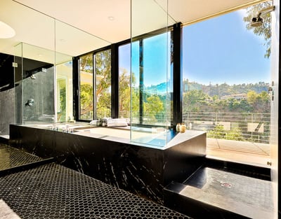 Luxury Villa Photo #48