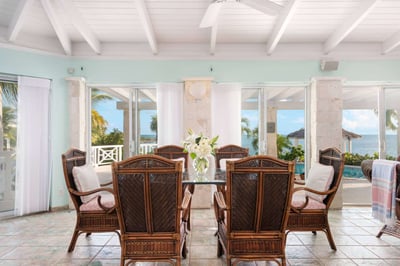 Luxury Villa Photo #9