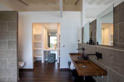 Luxury Villa Photo #37