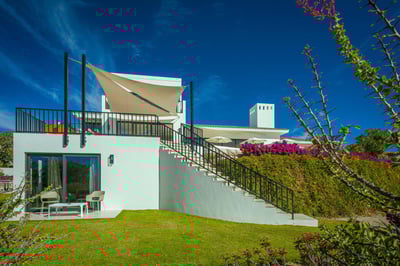Luxury Villa Photo #12