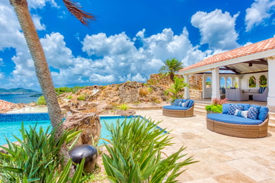Luxury Villa Photo #3