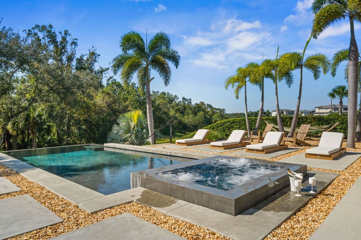 Majestic Mirage Estate