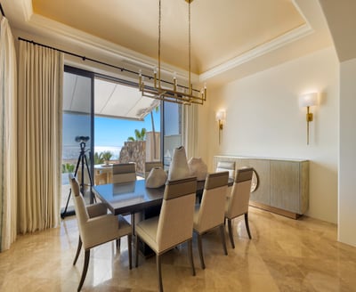 Luxury Villa Photo #16