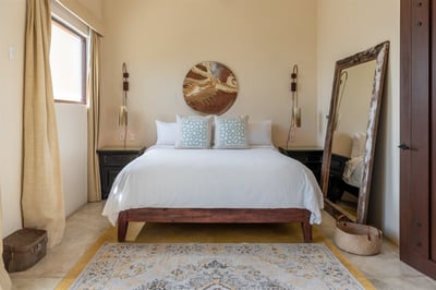 Luxury Villa Photo #30