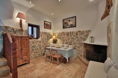 Luxury Villa Photo #24