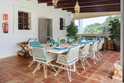 Luxury Villa Photo #16