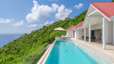 Luxury Villa Photo #13