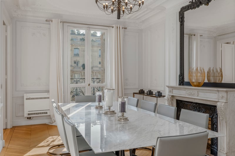 The Parisian Beauty