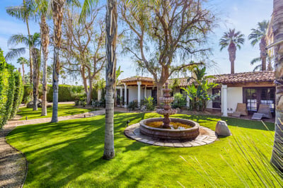 Luxury Villa Photo #5