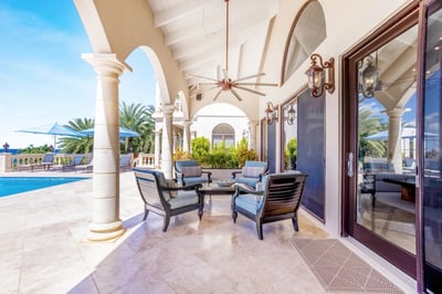 Luxury Villa Photo #15