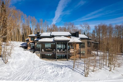 Luxury Villa Photo #3