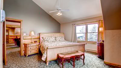 King suite 1 on upper level
