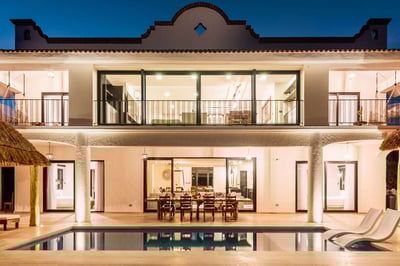 Luxury Villa Photo #6