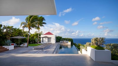 Luxury Villa Photo #4
