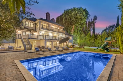 Luxury Villa Photo #2