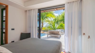 Luxury Villa Photo #47
