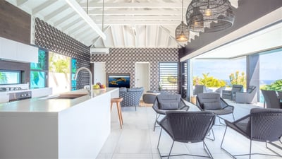 Luxury Villa Photo #20