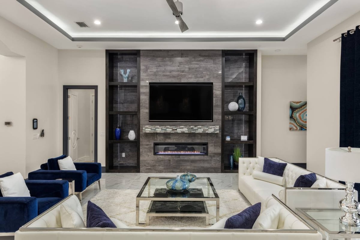 Contemporary Elegance Estate