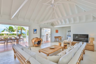 Luxury Villa Photo #23