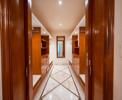 Luxury Villa Photo #54