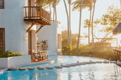 Luxury Villa Photo #17