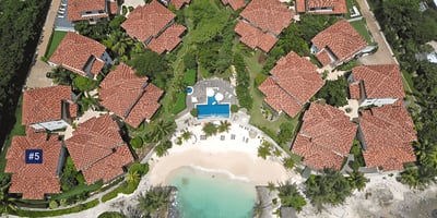 Luxury Villa Photo #35