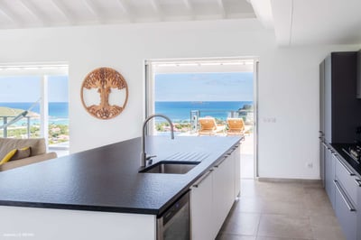Luxury Villa Photo #17