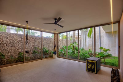 Luxury Villa Photo #26