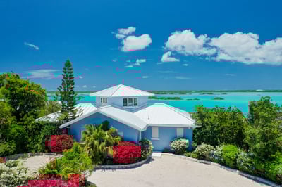 Luxury Villa Photo #2