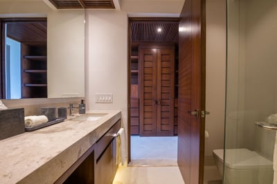 Luxury Villa Photo #57