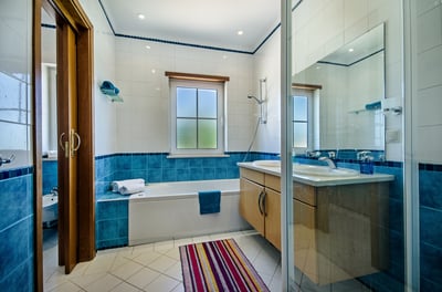 Luxury Villa Photo #34