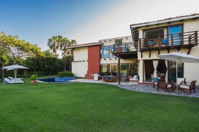 Luxury Villa Photo #7